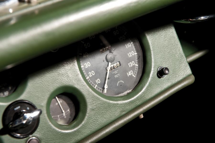  Jaguar XK120 Roadster 1952 года  (фото 15 из 25)